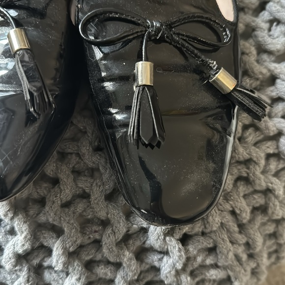 Zara black patent Leather tassels bow shoe with gold heel size 7.5 - Picture 4 of 9